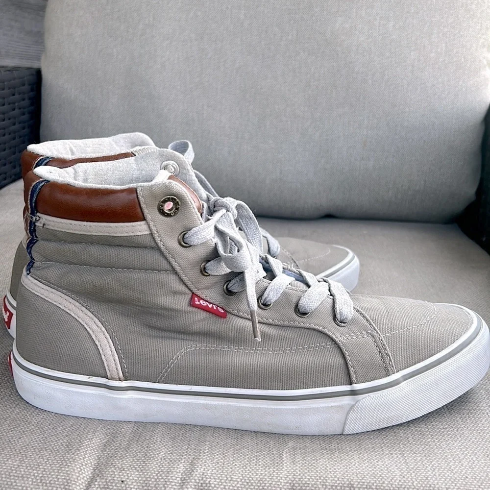 Levi’s Gray Brown Canvas High Top Sneakers Lace Up Casual Streetwear‎ Men’s 8.5